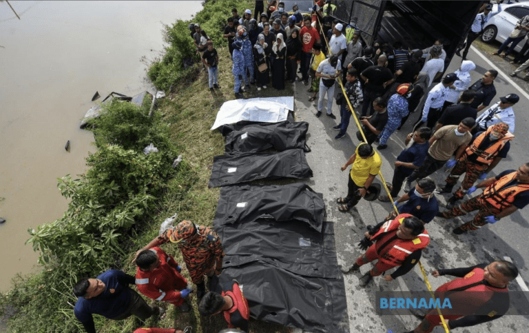Siasatan awal dapati kereta dinaiki enam beranak terbabas, tiada kenderaan lain terlibat – Polis